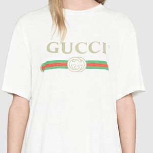 Oversize T-shirt with Gucci logo